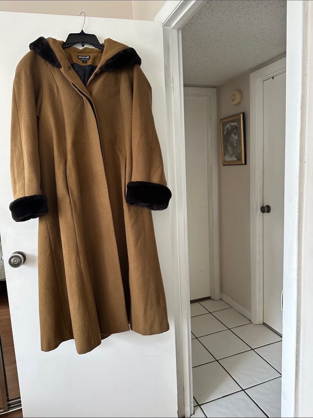 Braefair Women’s Size 12 100% Wool Full Length Hooded Coat Fur Trim Camel Mustar